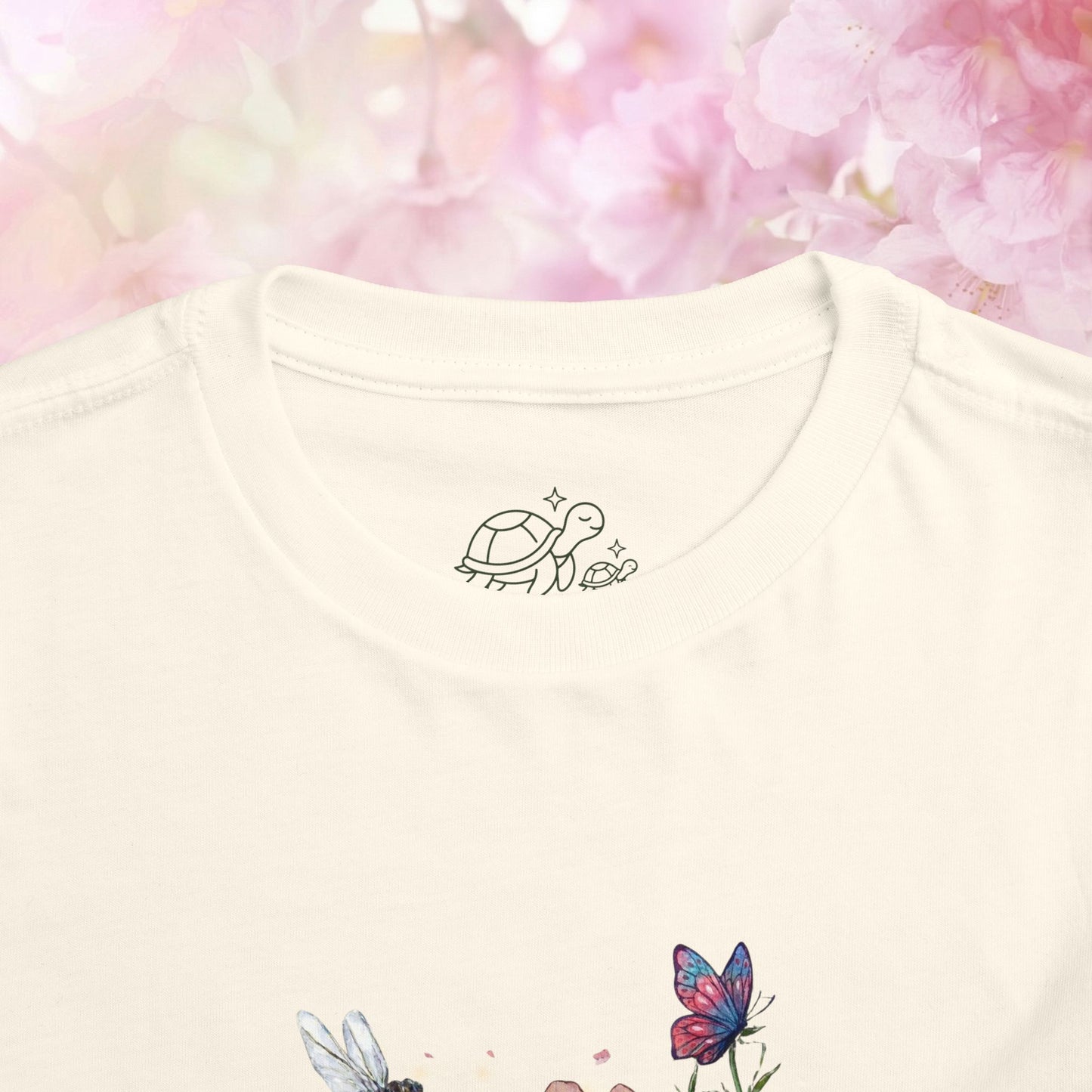 Hide & Seek in the Wildflowers – A Mummy Turtle Discovery Tee